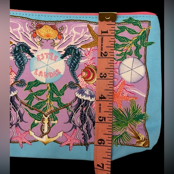Estee Lauder Multicolor Cosmetic Bag - Picture 3 of 9